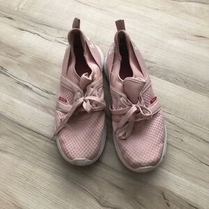 Pink Levi’s Running Shoes